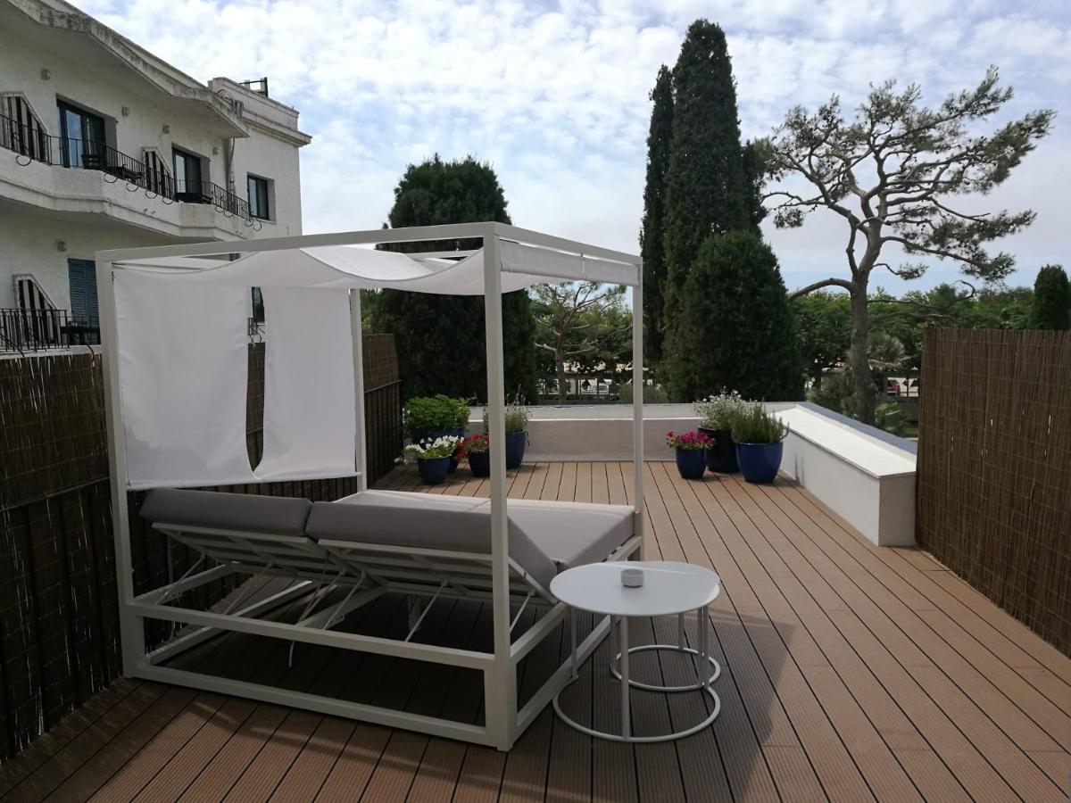 Hotel Trias Palamos Luaran gambar