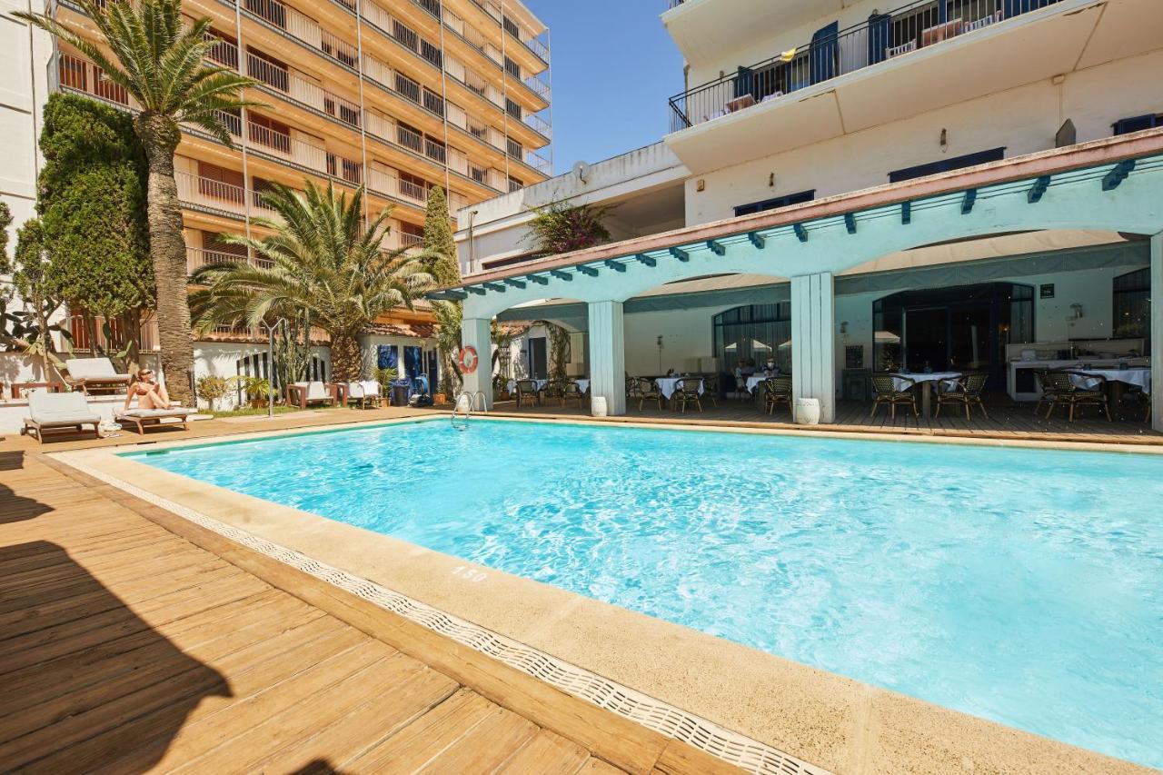 Hotel Trias Palamos Luaran gambar